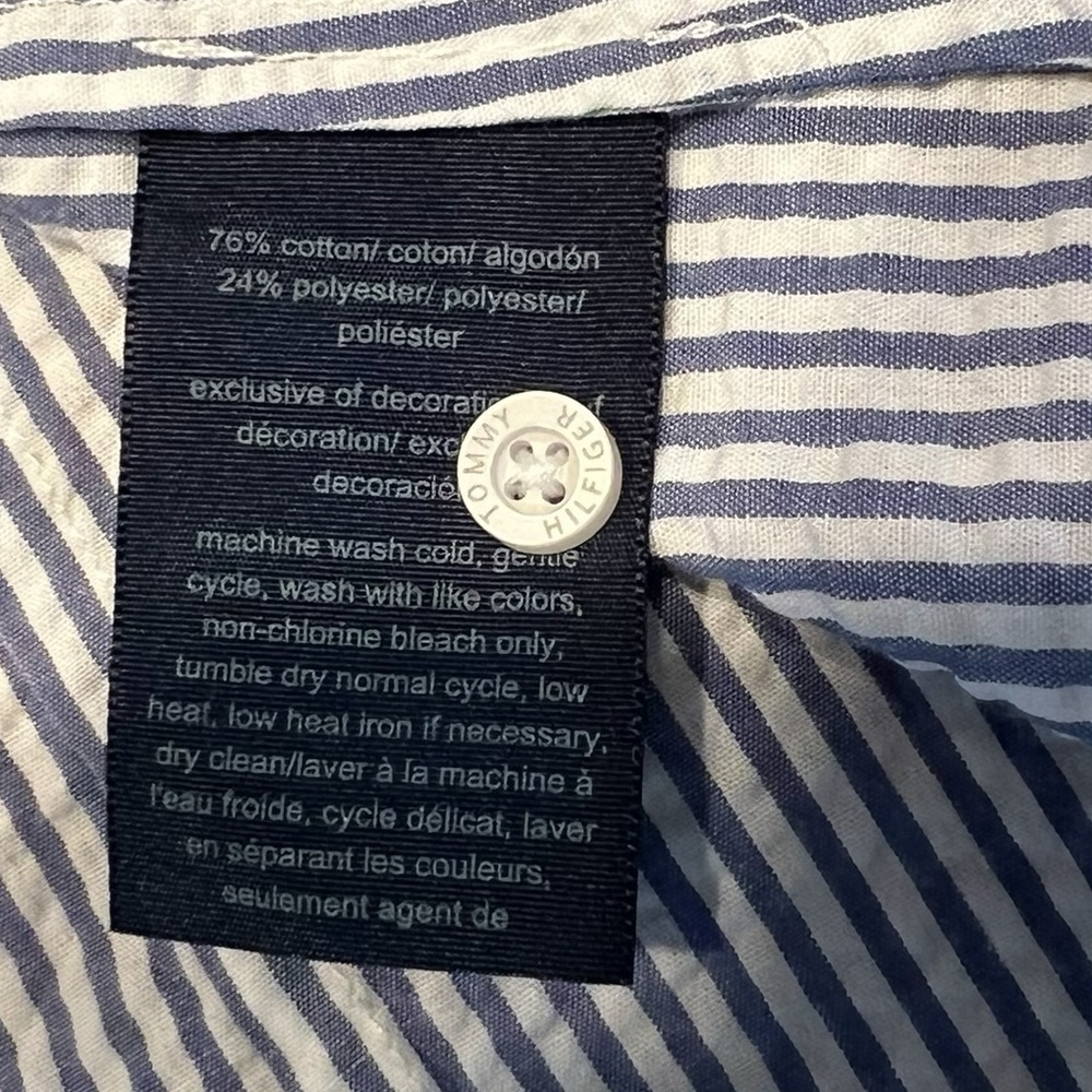 Tommy Hilfiger Seersucker Blue and White Striped Button Down Sleeveless Top - Picture 12 of 13